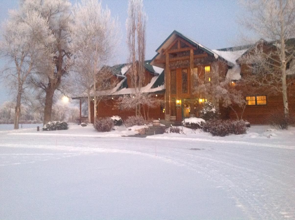 Blue Heron Inn Bed And Breakfast Rexburg Bagian luar foto